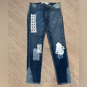 Free People Artisan De Luxe  size 28
Embroidered Lace Patchwork Jeans